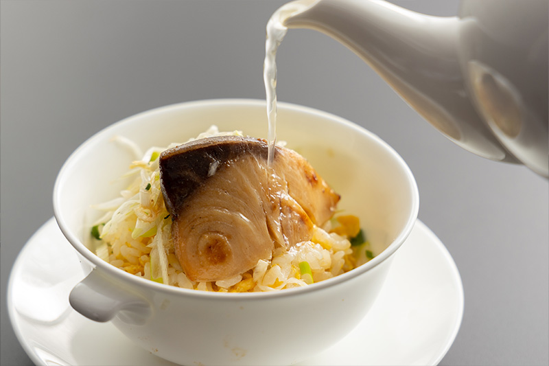 鰤の中華風照り焼き　スープ炒飯