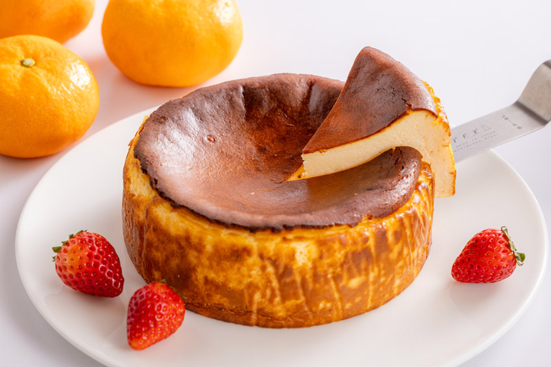 夏のフルーツバスクチーズケーキ