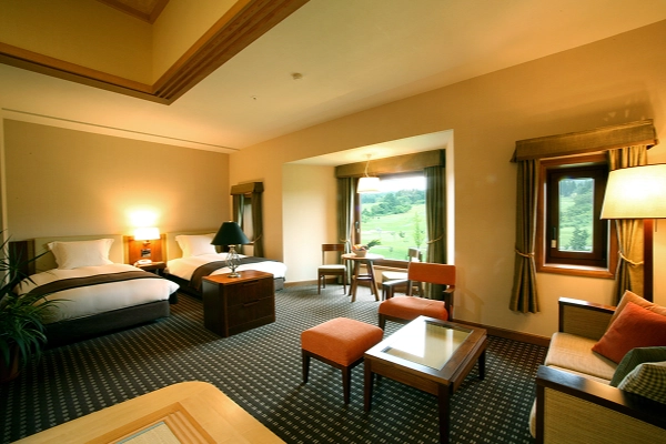 ホテル別館増築（51室）